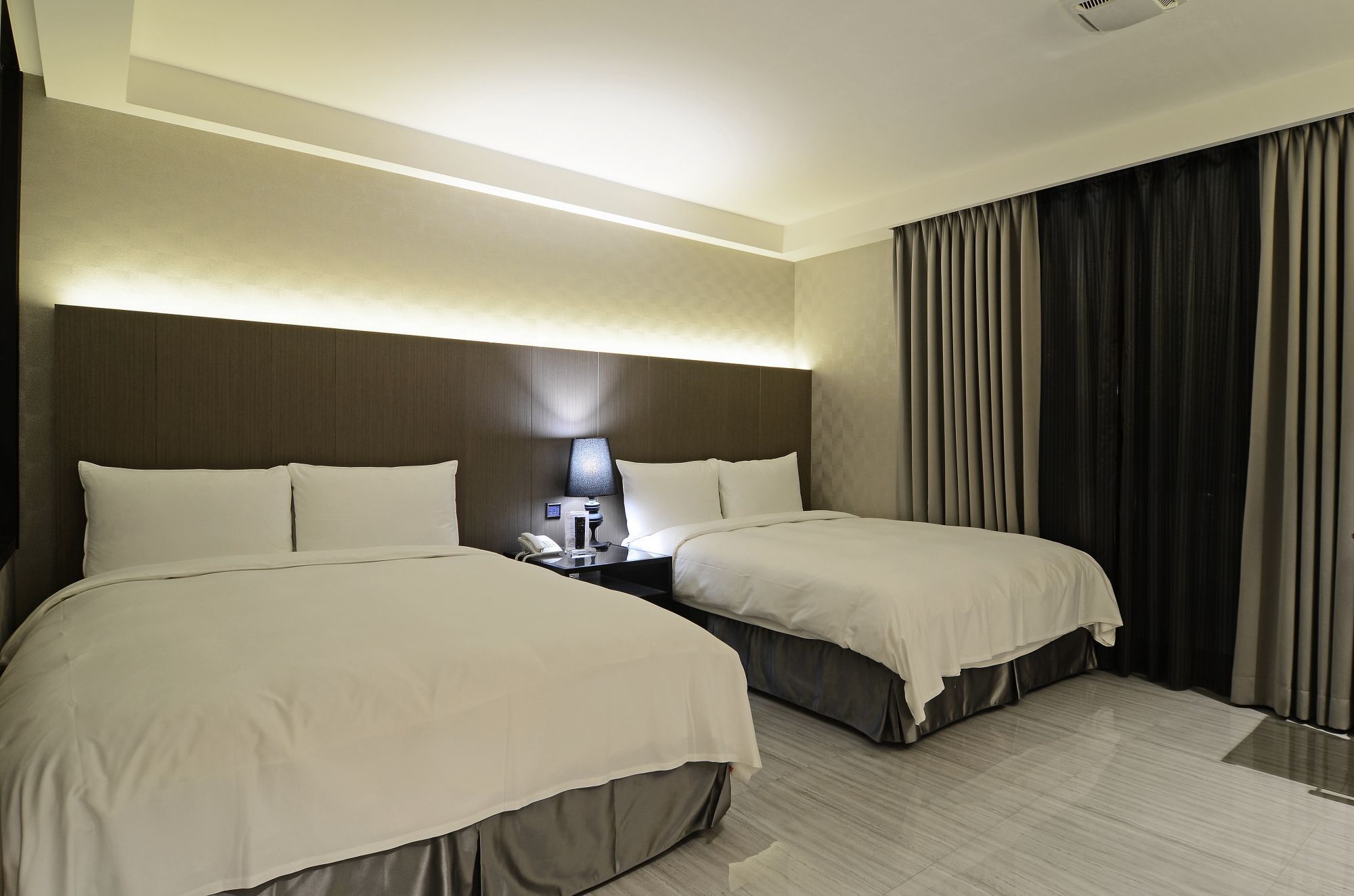 family quadruple room | minibar, desk, blackout curtains, soundproofing