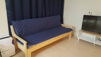 Family Apartment, Multiple Beds | Desk, free WiFi