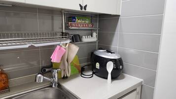 Family Room | Private kitchen | Fridge, microwave, coffee/tea maker, electric kettle