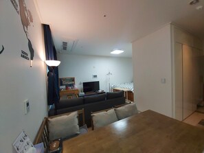 Familienzimmer | Schreibtisch, kostenloses WLAN