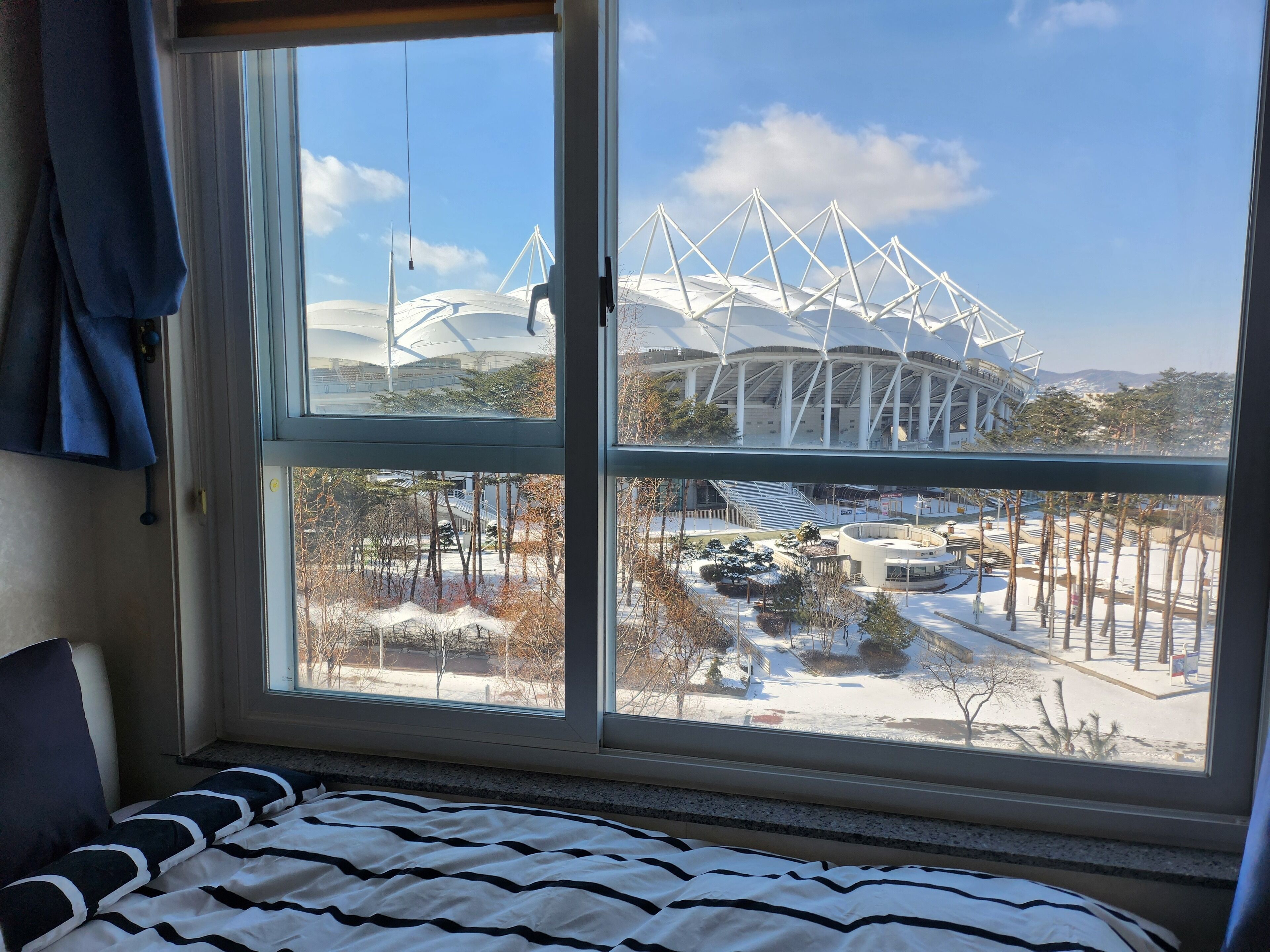 Schreibtisch, kostenloses WLAN