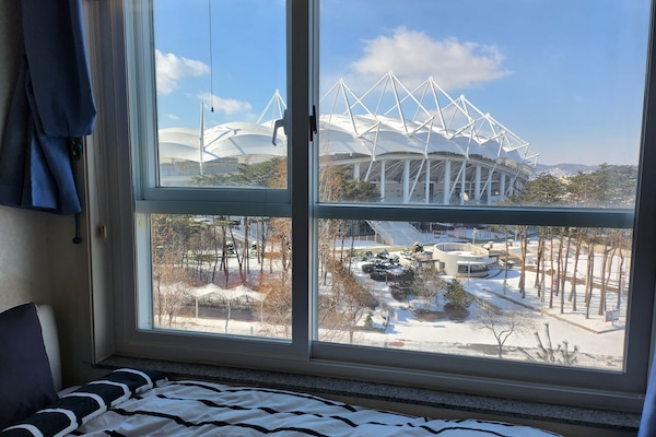 Escritorio y wifi gratis