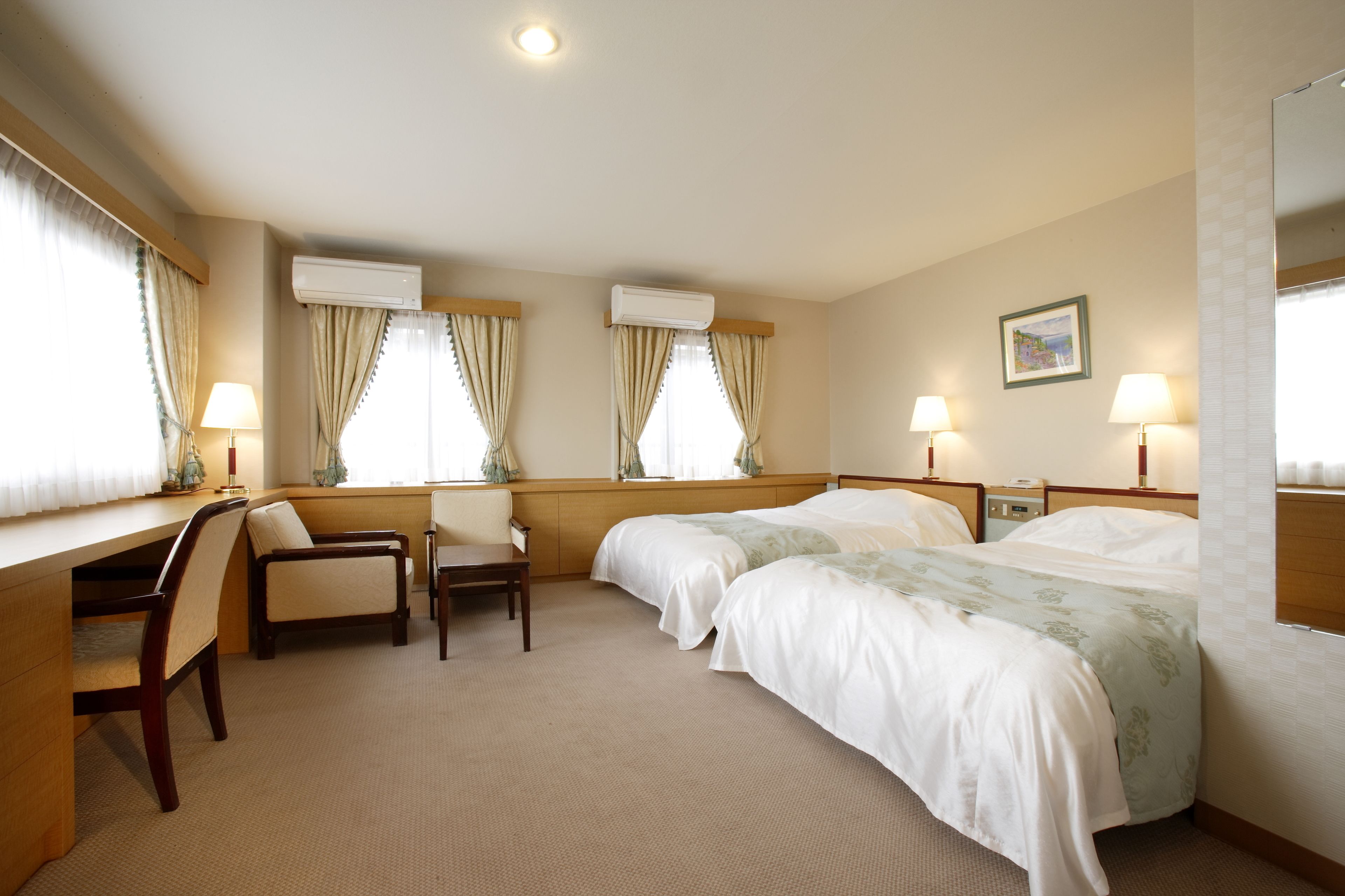 desk, iron/ironing board, free wifi, bed sheets