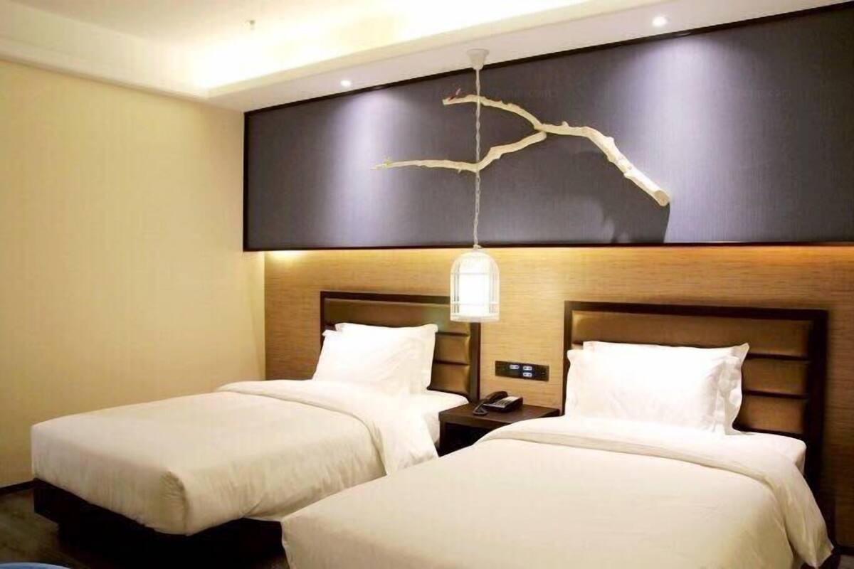 Desk, blackout drapes, iron/ironing board, free WiFi