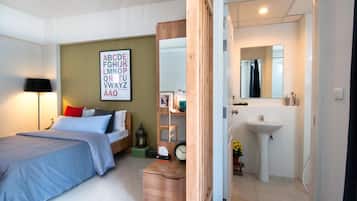 Estudio estándar, para no fumadores | Escritorio, cortinas blackout, wifi gratis y ropa de cama