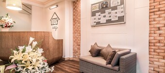 Alleyway Hostel - Adults Only