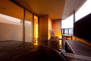 Chambre Exécutive, bain à remous | Salle de bain