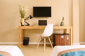 Tomannsrom – deluxe, balkong | Romfasilitet