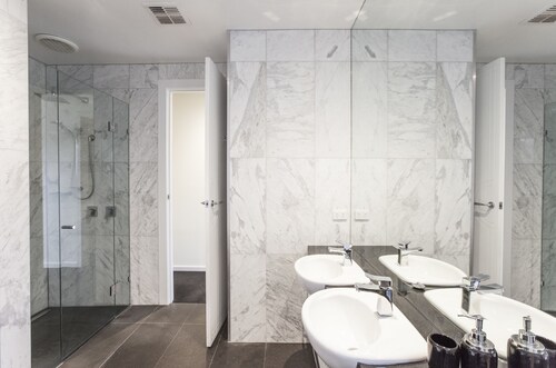 BOUTIQUE STAYS - Elwood Hideaway