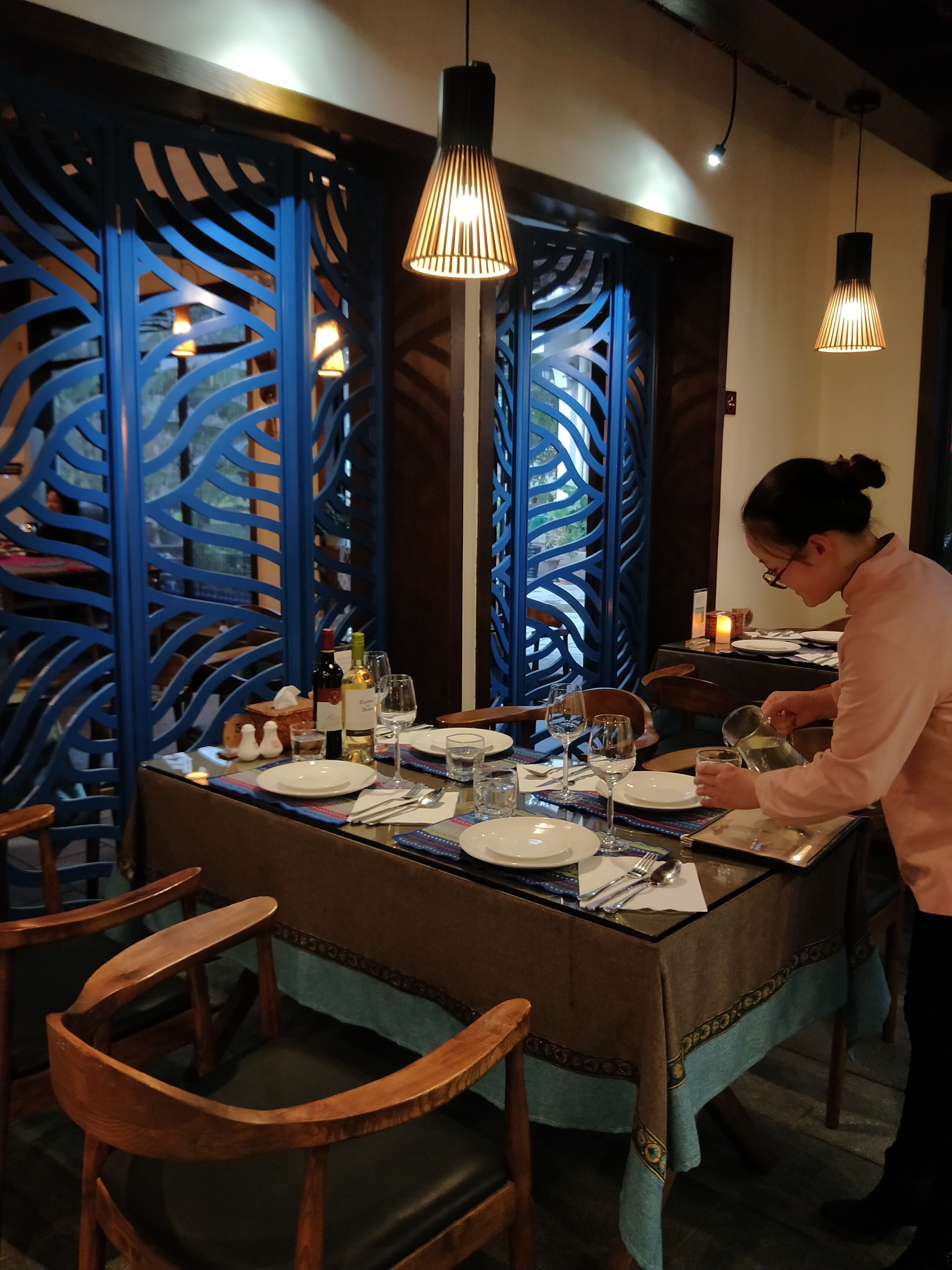 breakfast, lunch, dinner served; garden views