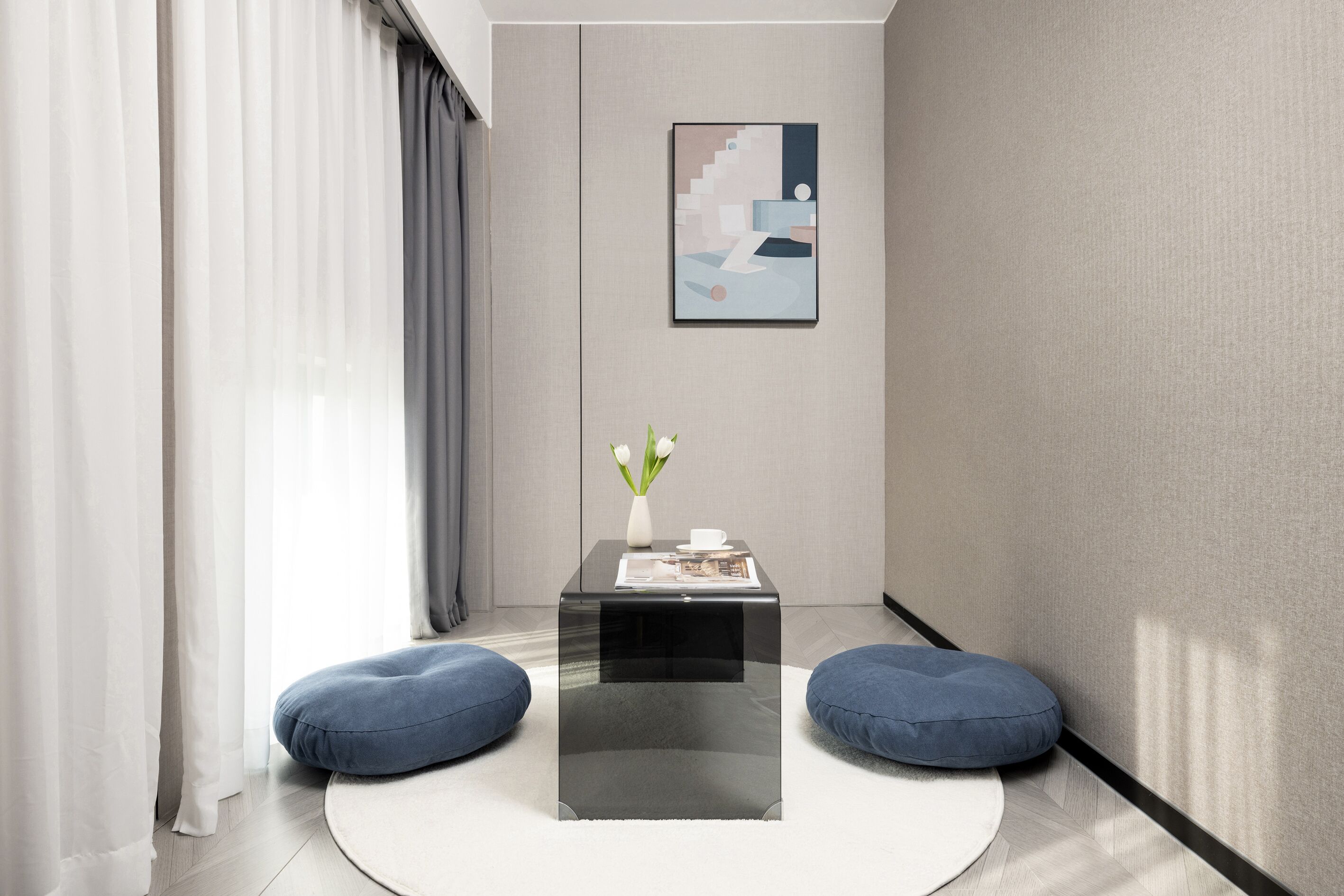 chess room | minibar, in-room safe, desk, soundproofing