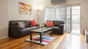 Unclassified image, 5 of 15, button - BOUTIQUE STAYS - Melrose Terrace (North Melbourne)