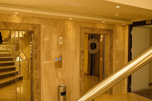 Elevator