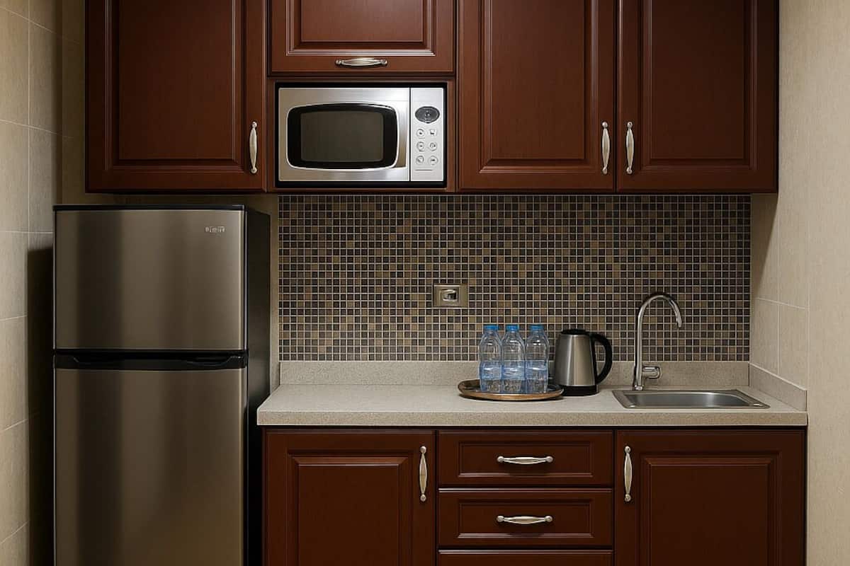 family suite | private kitchen | fridge, microwave, coffee/tea maker, electric kettle