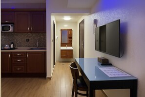 Habitación ejecutiva | 1 habitación, ropa de cama hipoalergénica y minibar