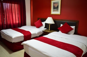 Apartment, 2 Bedrooms | Free minibar, in-room safe, desk, blackout drapes - Al Jamal Hotel Suite (Amman)