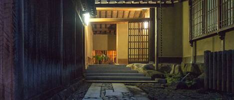 Entrada de la propiedad