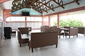 Terrace/patio - Hôtel Belavie (Bonaberi)