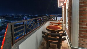 Interior - Shwe Hnin Si Hotel (Mandalay)