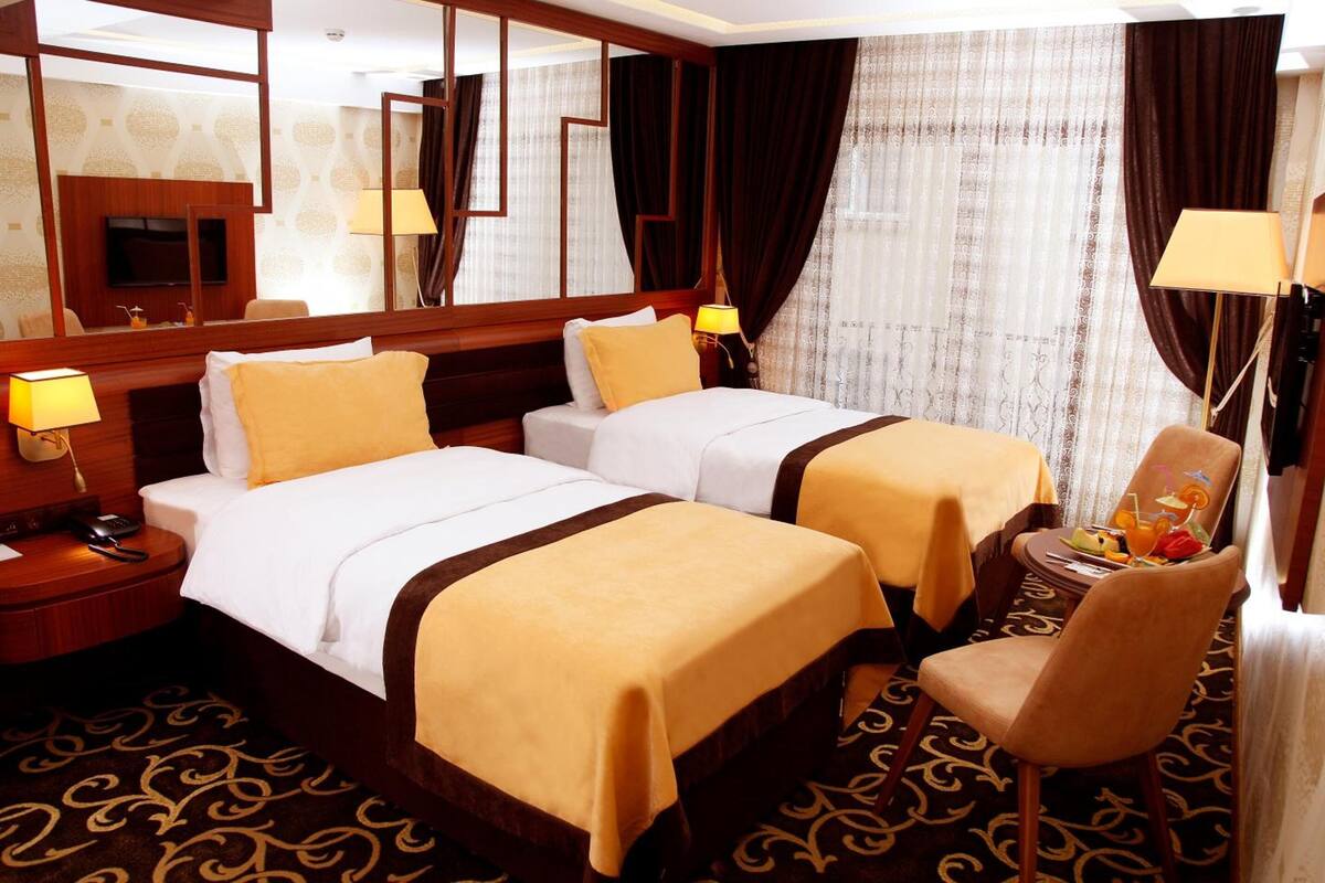 1 bedroom, premium bedding, minibar, in-room safe