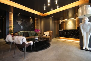 Sala de estar en el lobby