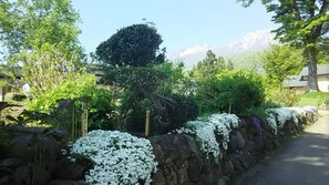 View from property - Akakura Hotel (Myoko)