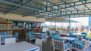 Bar (in der Unterkunft)