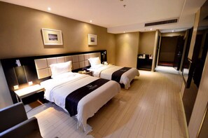 デラックス ツインルーム | ミニバー、デスク、アイロン / アイロン台、WiFi (無料)