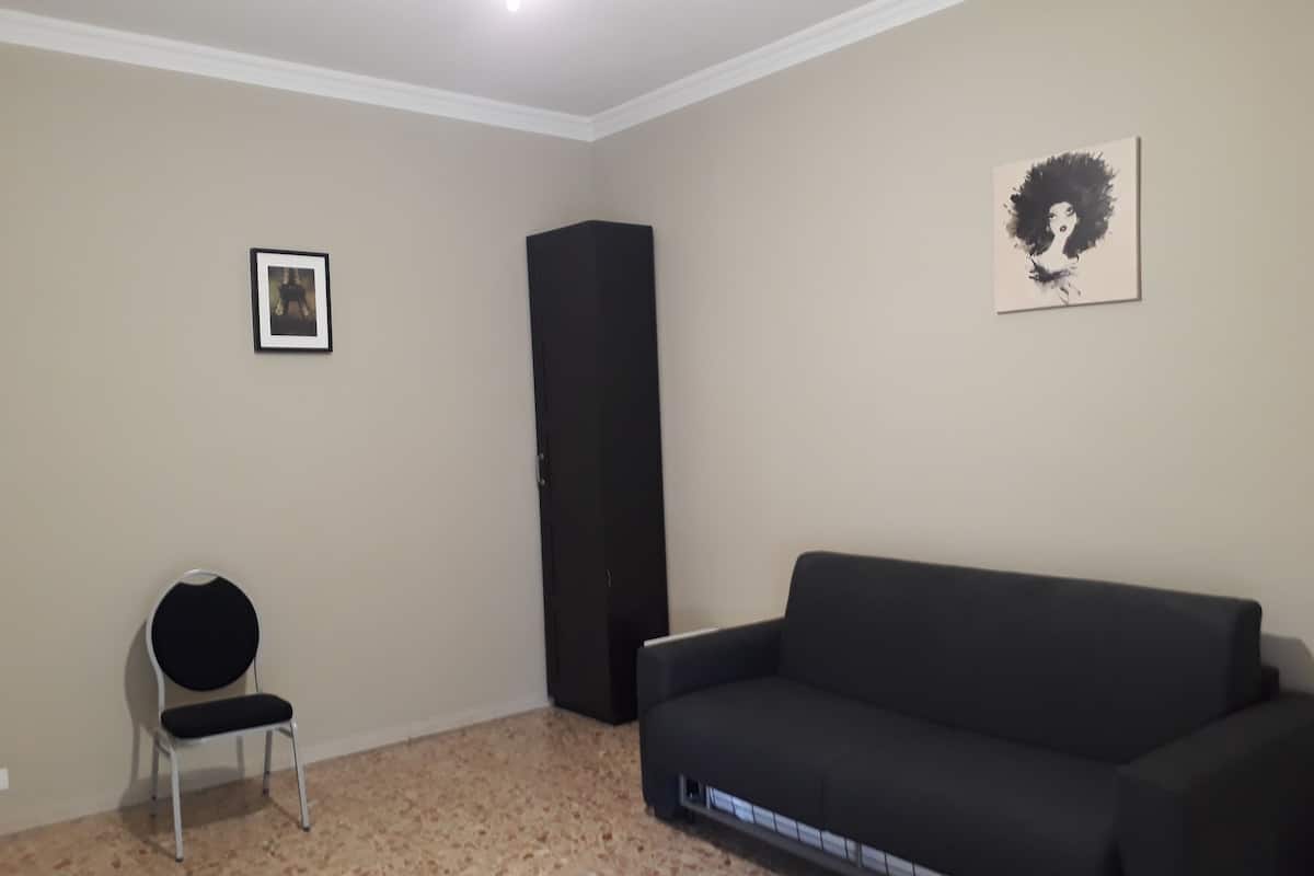 Triple Room, Shared Bathroom