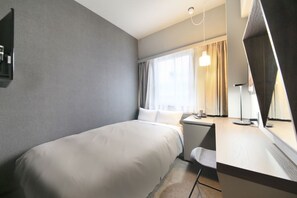 Desk, iron/ironing board, free WiFi - Center Hotel Tokyo (Tokyo)