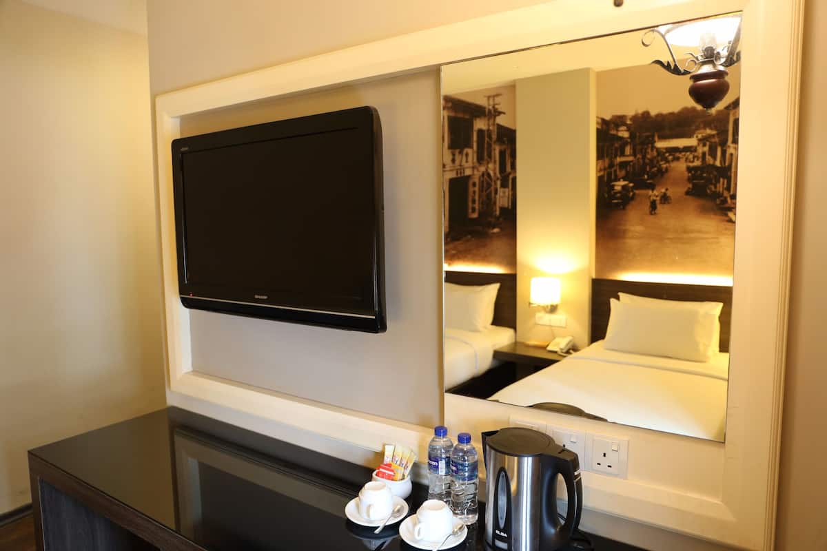 ห้องดีลักซ์ทวิน | โต๊ะทำงาน, ห้องเก็บเสียง, เตารีด/โต๊ะรีดผ้า, Wi-Fi ฟรี