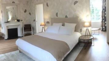 Comfort tweepersoonskamer, privébadkamer, uitzicht op tuin | 1 slaapkamer