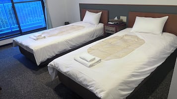 經濟雙床房, 2 張單人床 (Bed) | 1 間睡房、書桌、遮光窗簾/窗簾、免費 Wi-Fi