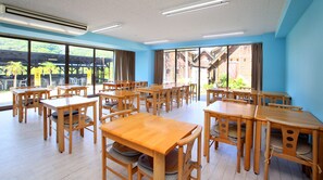 Dinner served, barbecue - Pension Bigfisher Club (Shimoda)