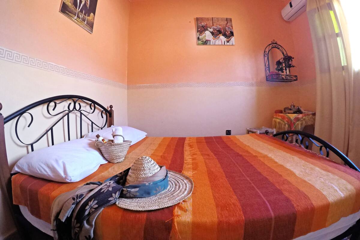 Double Room | Iron/ironing board, free cots/infant beds, free WiFi