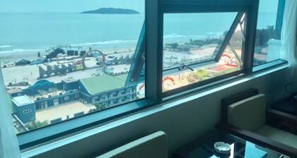 Blue Wave Hotel