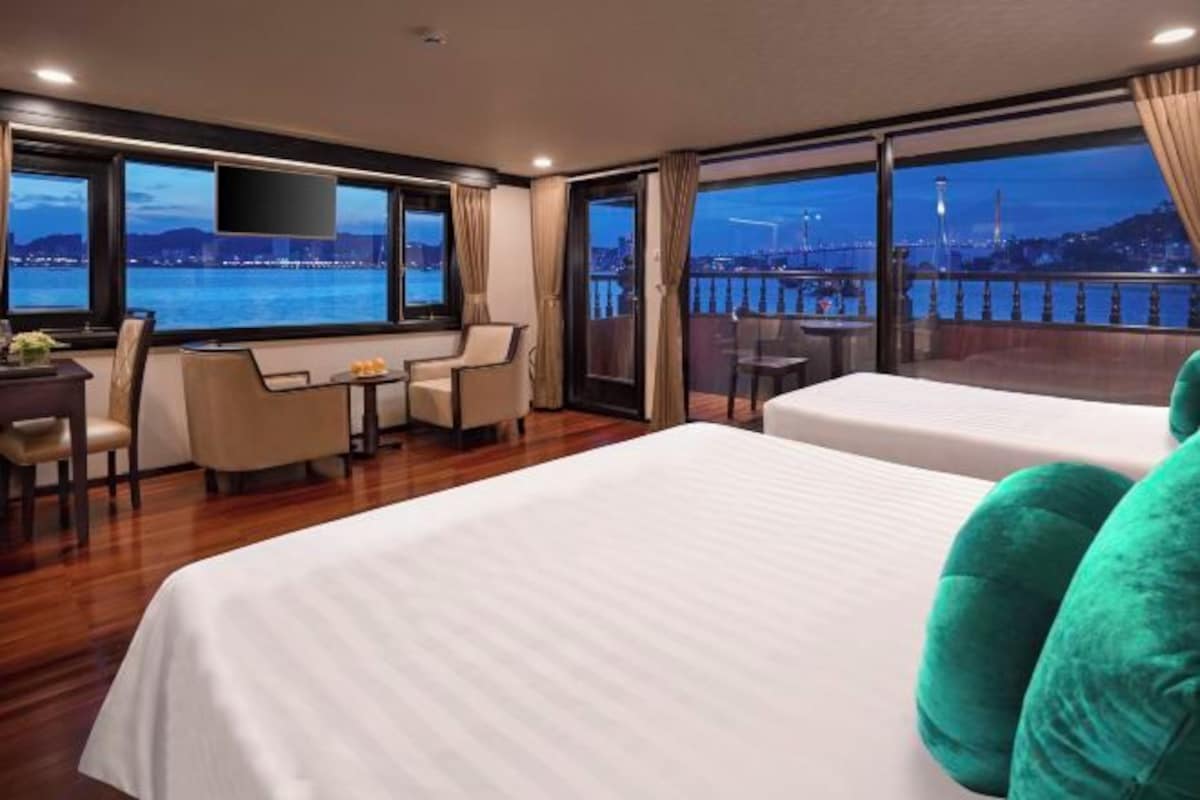 Royal Suite Vip Triple