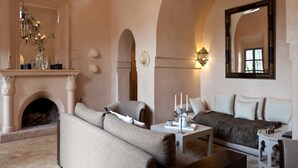 Lobby sitting area - Villa Akhdar 3 (Marrakech)