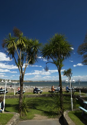 Exterior - Oxwich Bay Hotel (Swansea)