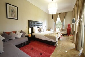 Villa | 4 bedrooms, premium bedding, in-room safe, blackout drapes - Villa Akhdar 14 (Marrakech)