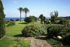 Exterior - Zubebi Resort (Pantelleria)