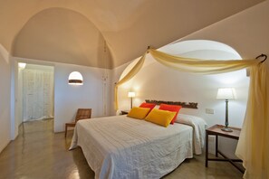 Minibar, in-room safe, desk, free WiFi - Zubebi Resort (Pantelleria)