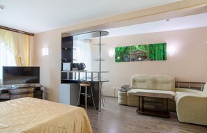 Habitación doble junior, baño privado | Ropa de cama de alta calidad y tabla de planchar con plancha