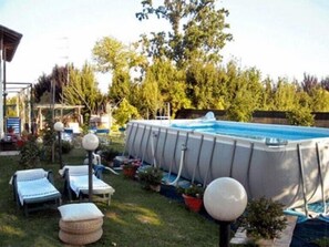 Sæsonbestemt udendørs pool