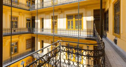 Lisianthus Apartments