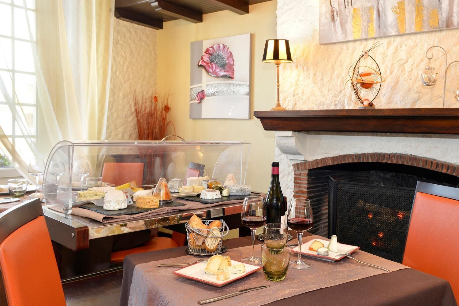 lunch and dinner served, regional cuisine