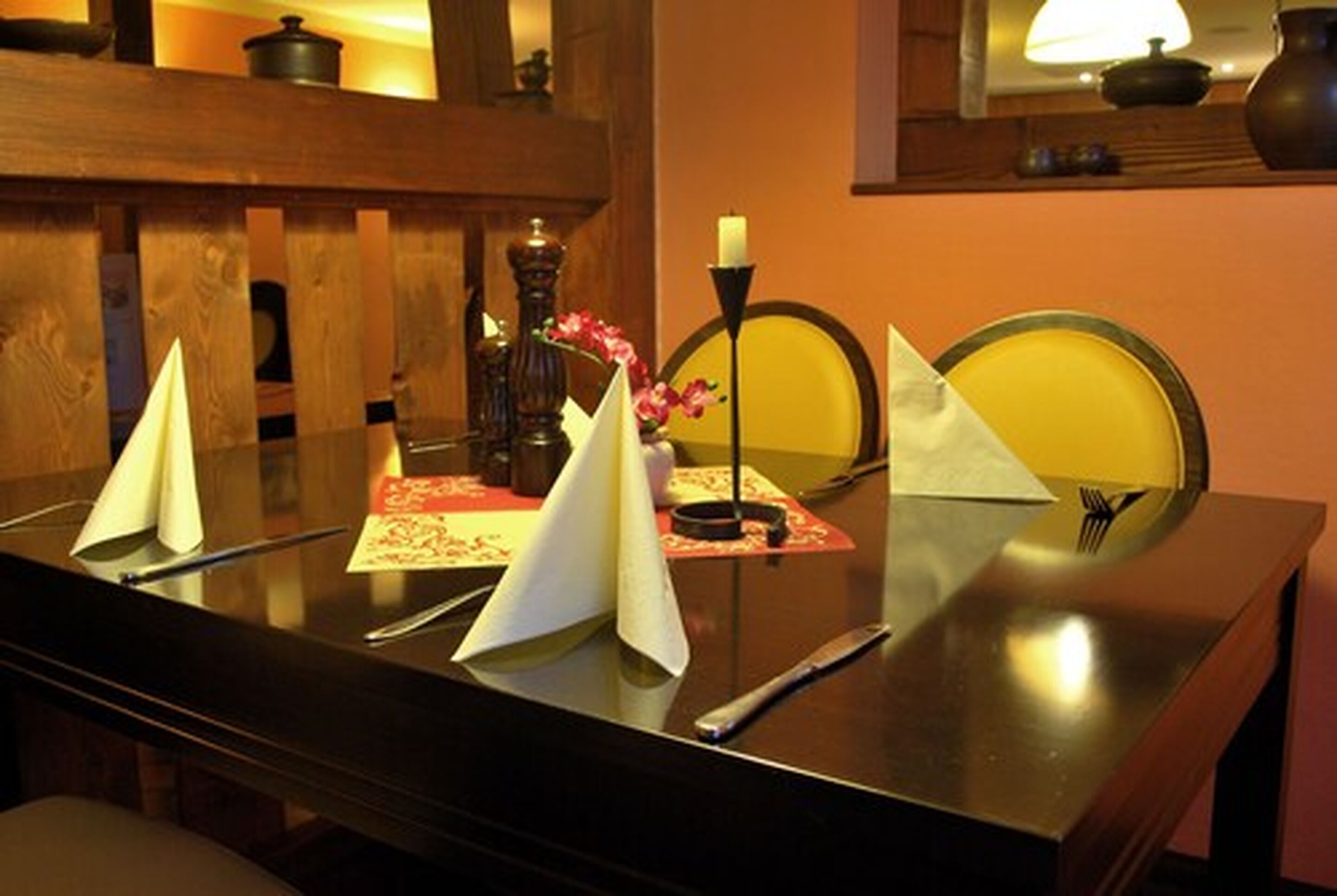 lunch and dinner served, regional cuisine