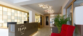 Hotel Tesla - Smart Stay