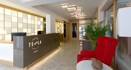 Hotel Tesla - Smart Stay