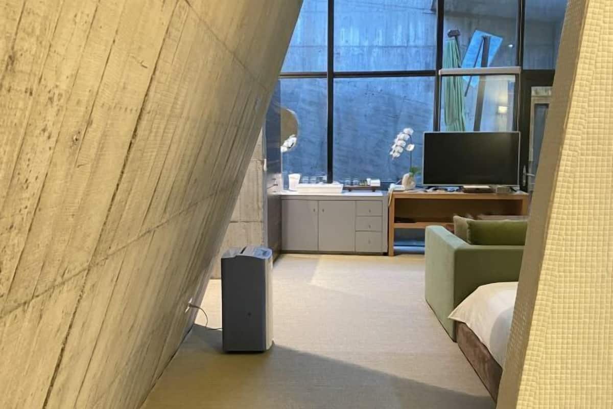 1 habitación, cubrecamas, minibar y decoración personalizada